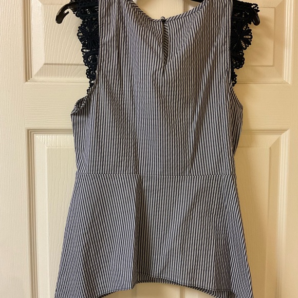 Cabi blue and white sleeveless top, size small - Picture 3 of 7